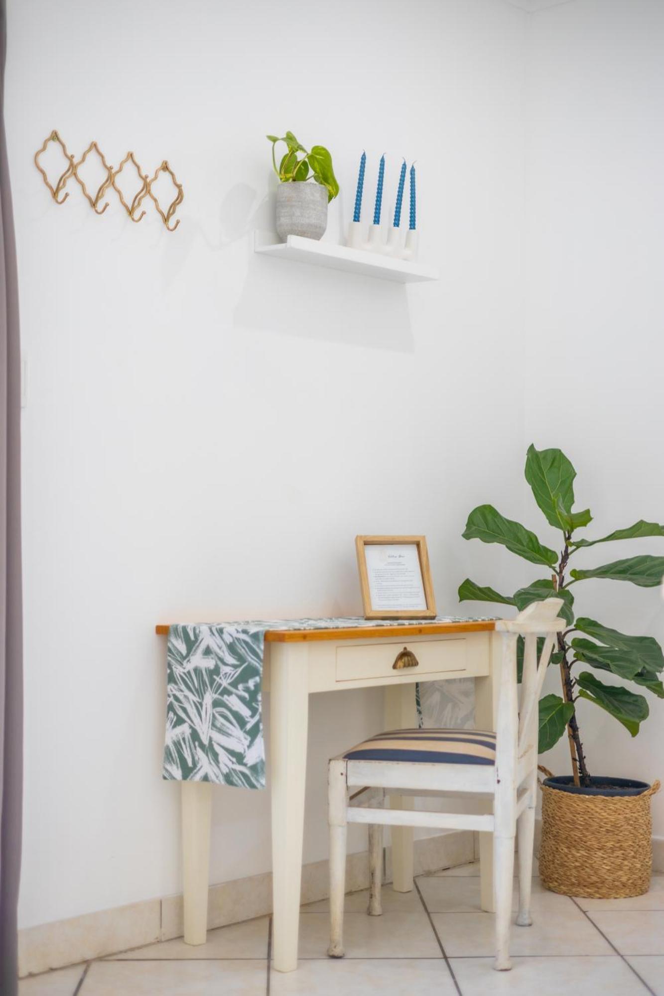 The Yellow Door Guesthouse East London Extérieur photo