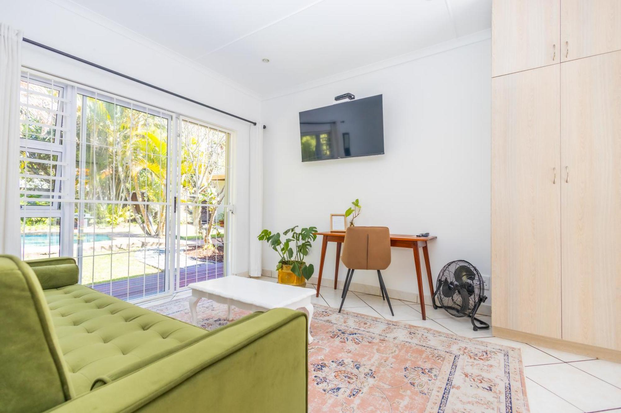The Yellow Door Guesthouse East London Extérieur photo
