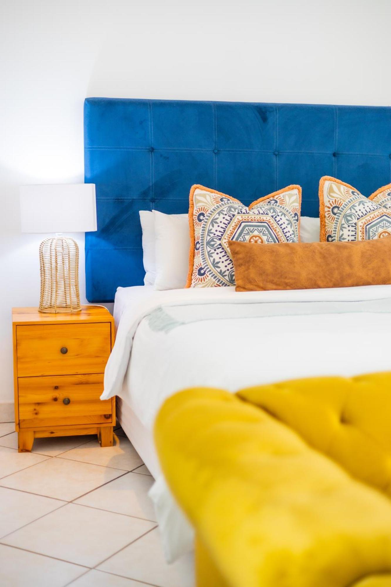 The Yellow Door Guesthouse East London Extérieur photo